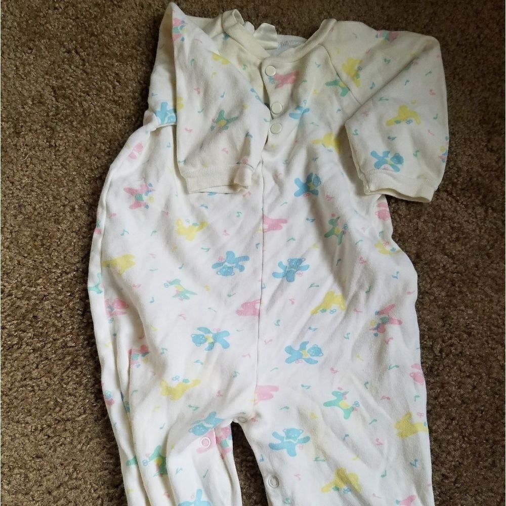 Kay-Bee Kids Baby Footless Pajamas Size 18 Months One-Piece Sleeper Outfit